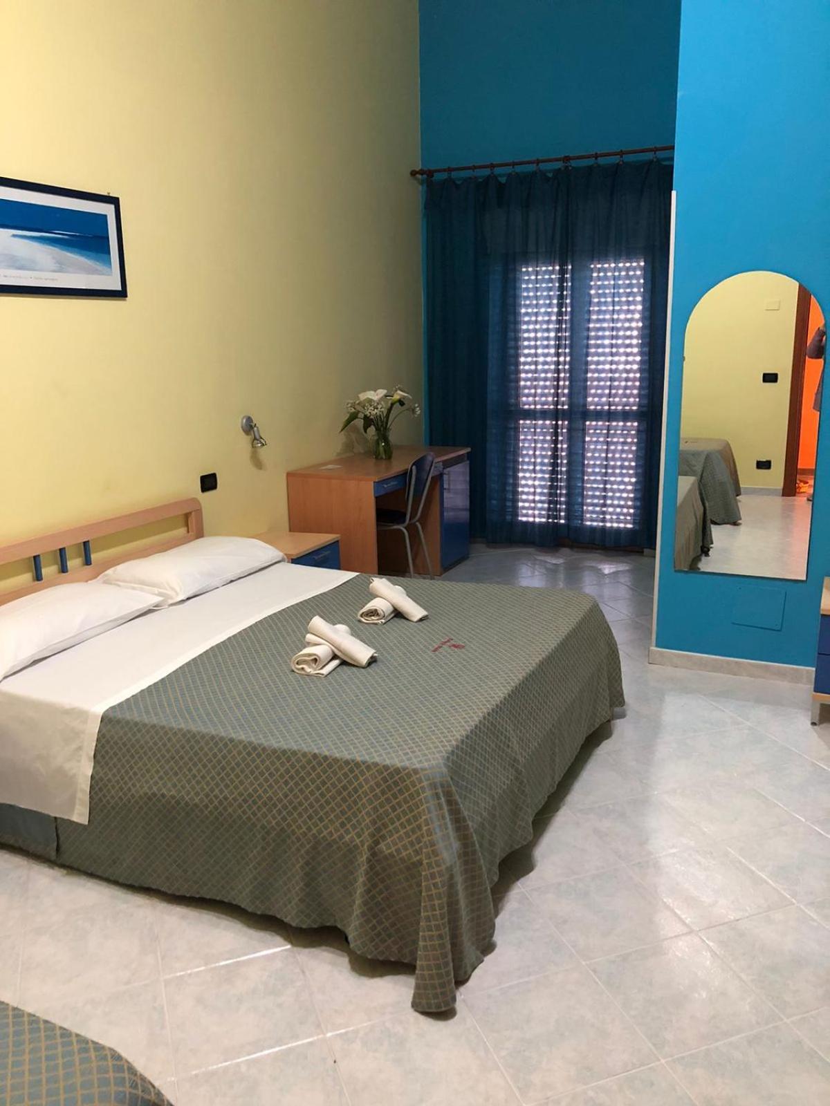 Hotel Ristorante Santa Maria Амантеа Екстериор снимка