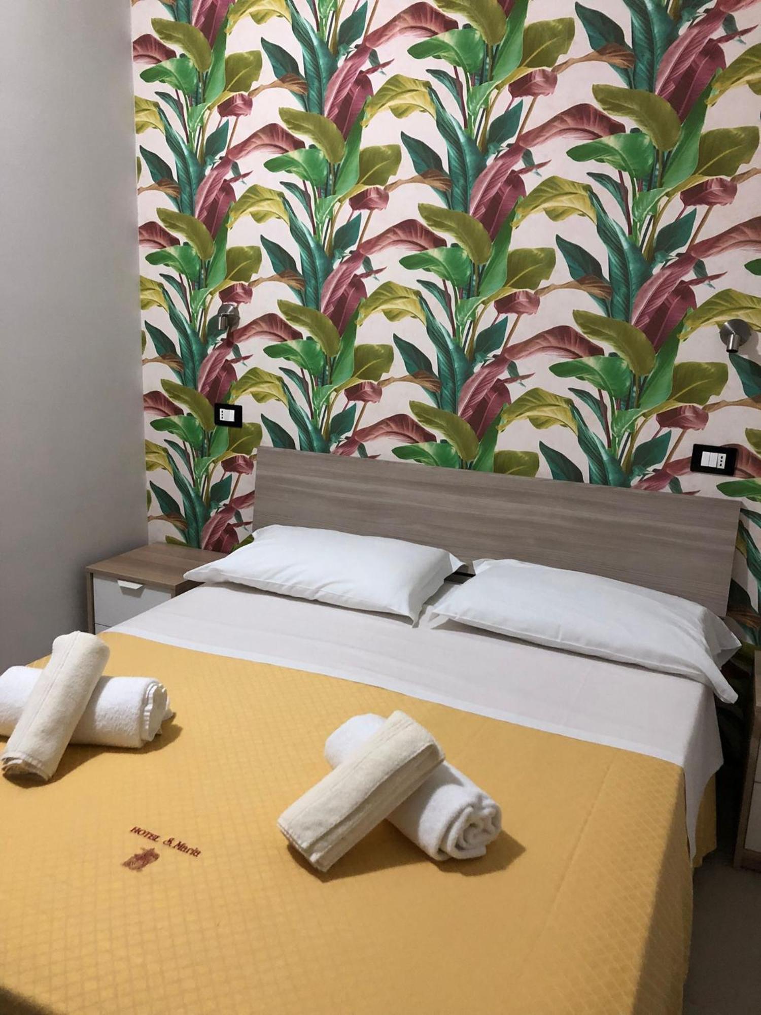 Hotel Ristorante Santa Maria Амантеа Екстериор снимка